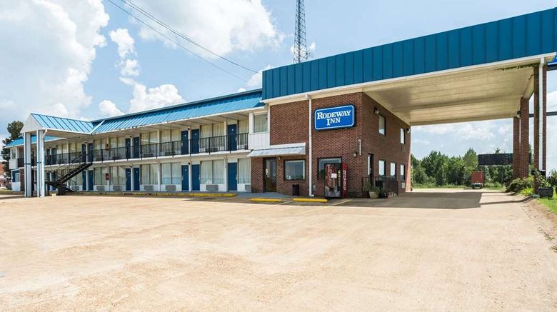 <b>Rodeway Inn Sardis Exterior</b>. Images powered by <a href="https://iceportal.shijigroup.com/" title="IcePortal" target="_blank">IcePortal</a>.