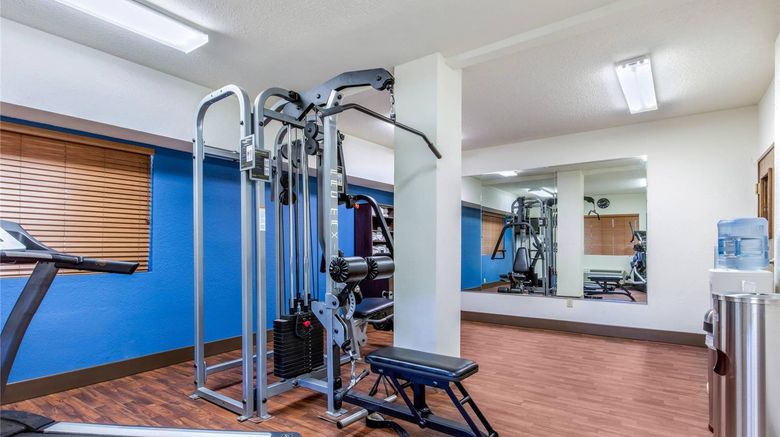 <b>Comfort Inn & Suites McComb Health</b>. Images powered by <a href="https://iceportal.shijigroup.com/" title="IcePortal" target="_blank">IcePortal</a>.