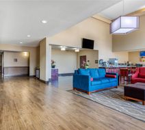 Comfort Inn & Suites McComb Lobby