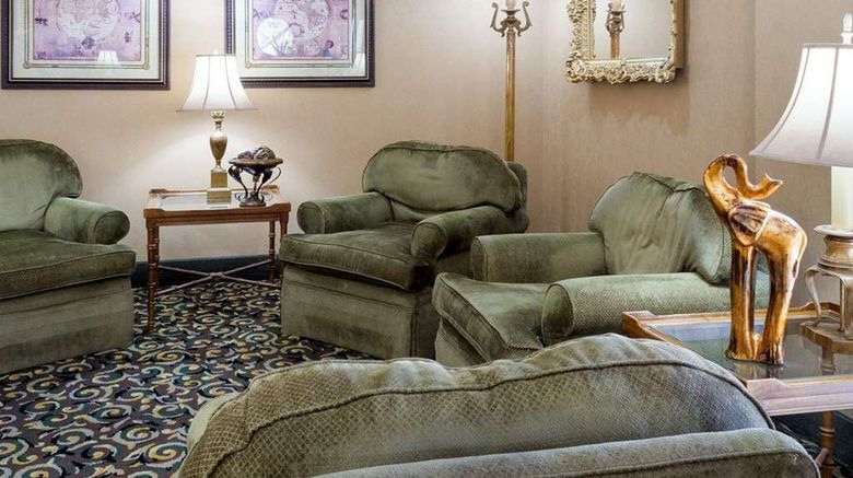 <b>Quality Inn Columbus Lobby</b>. Images powered by <a href="https://iceportal.shijigroup.com/" title="IcePortal" target="_blank">IcePortal</a>.