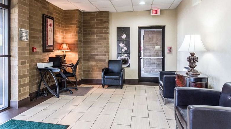 <b>Quality Inn Tupelo Central Lobby</b>. Images powered by <a href="https://iceportal.shijigroup.com/" title="IcePortal" target="_blank">IcePortal</a>.