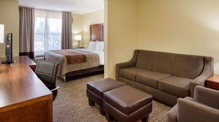 Quality Inn Olive Branch Room