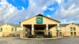 <b>Quality Inn Olive Branch Exterior</b>. Images powered by <a href="https://iceportal.shijigroup.com/" title="IcePortal" target="_blank">IcePortal</a>.