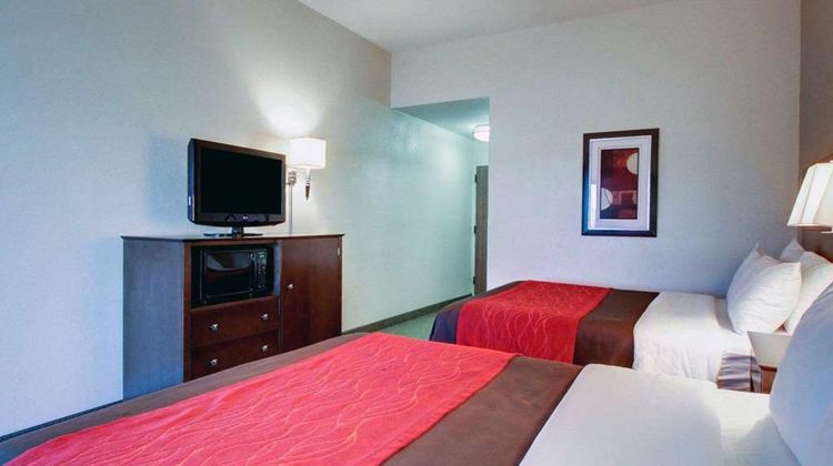 Comfort Inn and Suites Moss Point Room