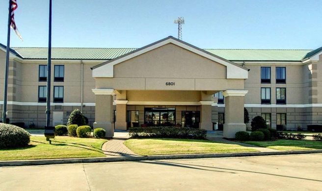 Comfort Inn and Suites Moss Point Exterior