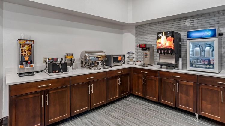 Comfort Suites Hattiesburg near University Restaurant