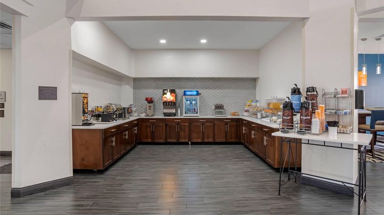 Comfort Suites Hattiesburg near University Restaurant