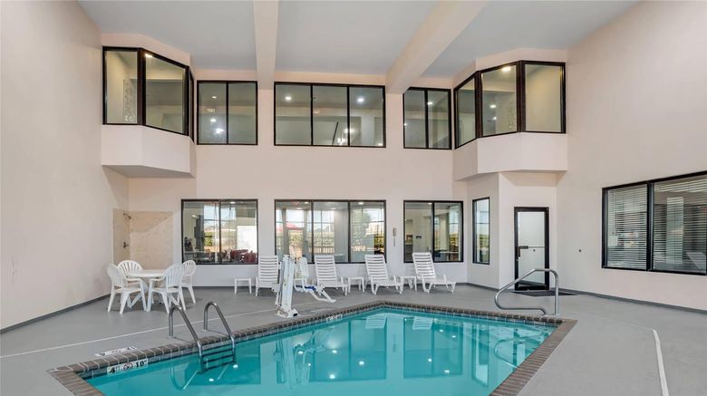 <b>Comfort Suites Hattiesburg near University Pool</b>. Images powered by <a href="https://iceportal.shijigroup.com/" title="IcePortal" target="_blank">IcePortal</a>.