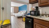 Comfort Suites Hattiesburg near University Suite