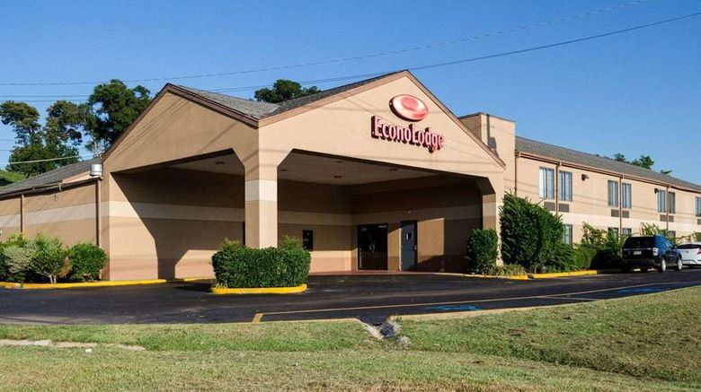<b>Econo Lodge Yazoo City Exterior</b>. Images powered by <a href="https://iceportal.shijigroup.com/" title="IcePortal" target="_blank">IcePortal</a>.