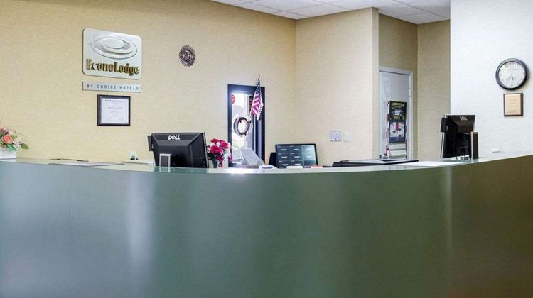 Econo Lodge Yazoo City Lobby