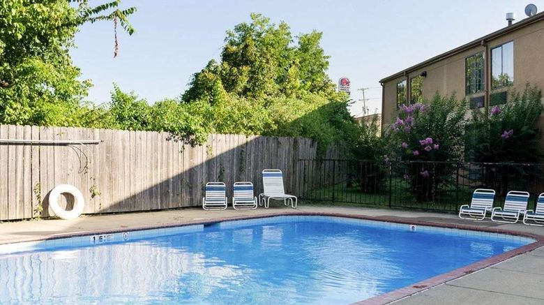 <b>Econo Lodge Yazoo City Pool</b>. Images powered by <a href="https://iceportal.shijigroup.com/" title="IcePortal" target="_blank">IcePortal</a>.