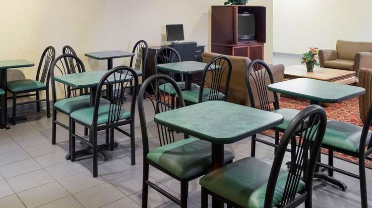 Econo Lodge Yazoo City Restaurant