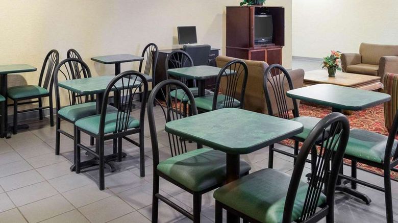 <b>Econo Lodge Yazoo City Restaurant</b>. Images powered by <a href="https://iceportal.shijigroup.com/" title="IcePortal" target="_blank">IcePortal</a>.