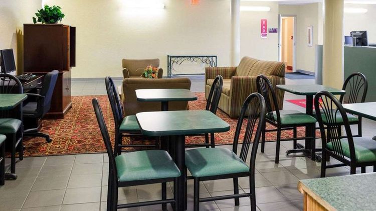 Econo Lodge Yazoo City Restaurant