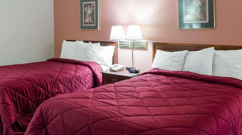 <b>Econo Lodge Yazoo City Room</b>. Images powered by <a href="https://iceportal.shijigroup.com/" title="IcePortal" target="_blank">IcePortal</a>.