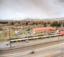 Econo Lodge Livingston Gateway Exterior