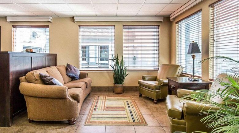 <b>Quality Inn Homestead Park Lobby</b>. Images powered by <a href="https://iceportal.shijigroup.com/" title="IcePortal" target="_blank">IcePortal</a>.
