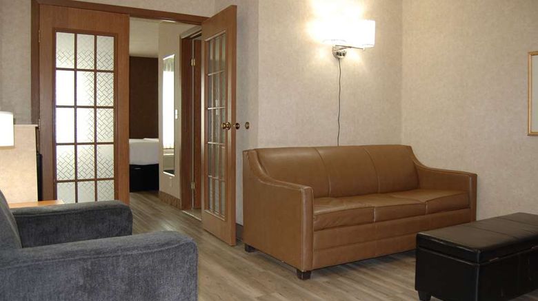 <b>Quality Inn Homestead Park Room</b>. Images powered by <a href="https://iceportal.shijigroup.com/" title="IcePortal" target="_blank">IcePortal</a>.
