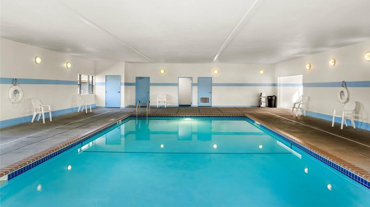 Econo Lodge Miles City Pool