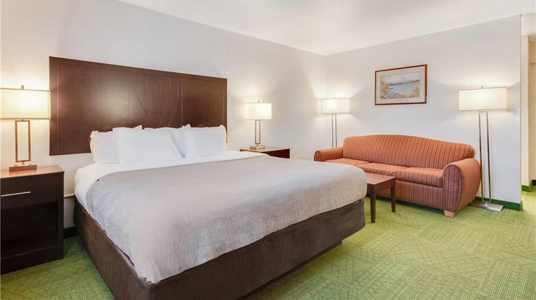<b>Quality Inn Suite</b>. Images powered by <a href="https://iceportal.shijigroup.com/" title="IcePortal" target="_blank">IcePortal</a>.