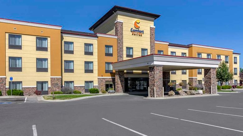 <b>Comfort Suites Airport Helena Exterior</b>. Images powered by <a href="https://iceportal.shijigroup.com/" title="IcePortal" target="_blank">IcePortal</a>.