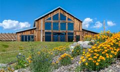 Yellowstone Valley Lodge, Ascend Collect