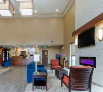 Comfort Suites Billings Lobby