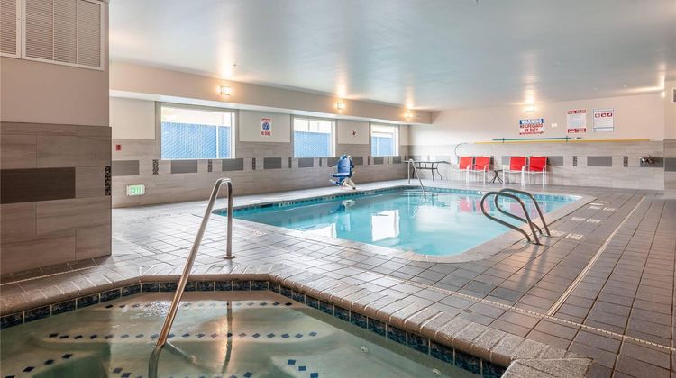 Quality Inn & Suites Missoula Pool