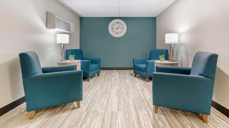 <b>Quality Inn Hamilton Bitterroot Valley Lobby</b>. Images powered by <a href="https://iceportal.shijigroup.com/" title="IcePortal" target="_blank">IcePortal</a>.