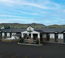 Quality Inn Exterior