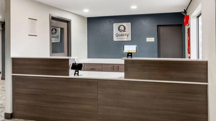 Quality Inn Lobby