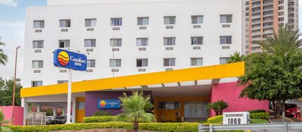Comfort Inn Monterrey Valle Exterior