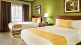 Quality Inn Ciudad Obregon Room