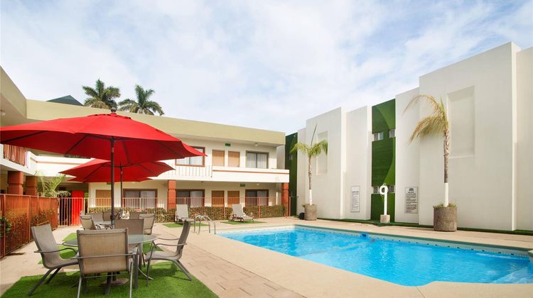 Quality Inn Ciudad Obregon Pool