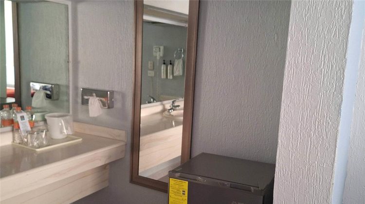Quality Inn Room