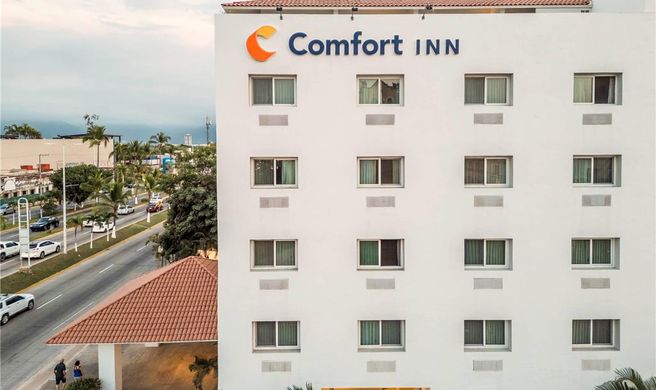 Comfort Inn Puerto Vallarta Exterior
