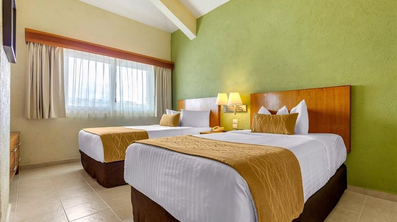 <b>Comfort Inn Puerto Vallarta Suite</b>. Images powered by <a href="https://iceportal.shijigroup.com/" title="IcePortal" target="_blank">IcePortal</a>.