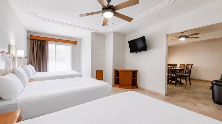 Quality Inn Mazatlan Suite