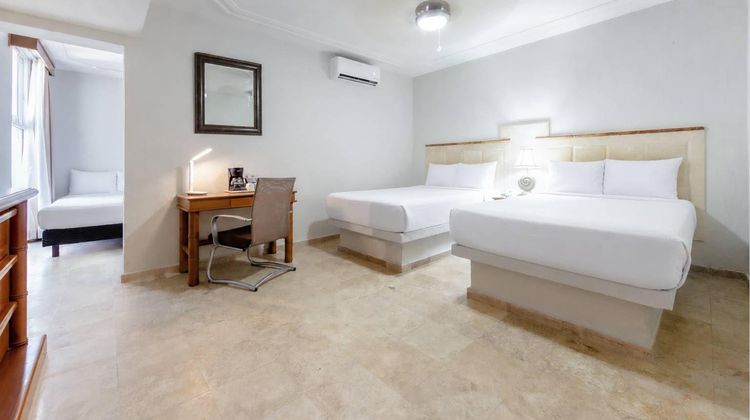 Quality Inn Mazatlan Suite