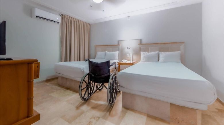 <b>Quality Inn Mazatlan Room</b>. Images powered by <a href="https://iceportal.shijigroup.com/" title="IcePortal" target="_blank">IcePortal</a>.