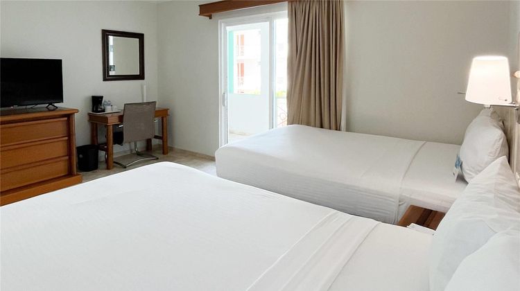 Quality Inn Mazatlan Room