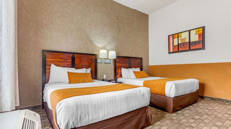 <b>Comfort Inn Room</b>. Images powered by <a href="https://iceportal.shijigroup.com/" title="IcePortal" target="_blank">IcePortal</a>.