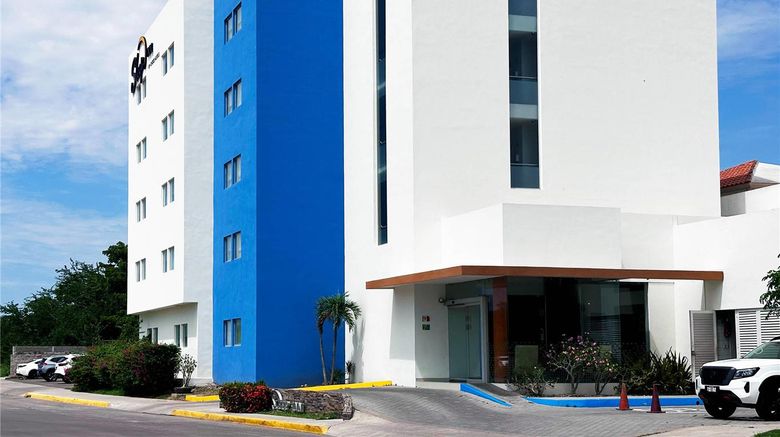 Sleep Inn Culiacan Exterior. Images powered by <a href="https://iceportal.shijigroup.com" target="_blank" rel="noopener">Ice Portal</a>.