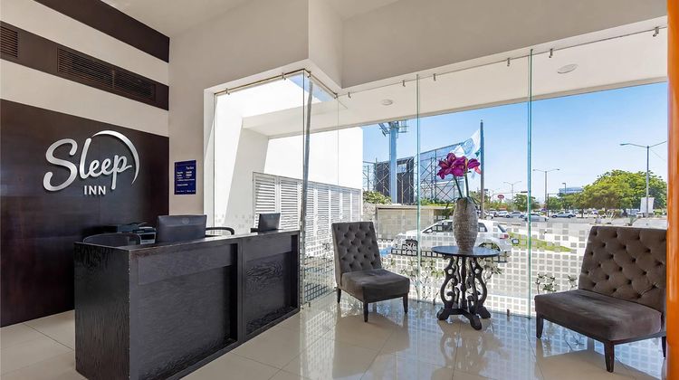 Sleep Inn Culiacan Lobby