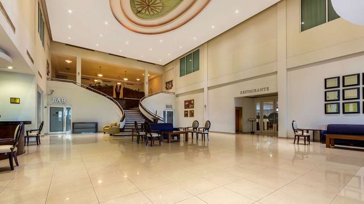 Comfort Inn Monterrey Norte Lobby