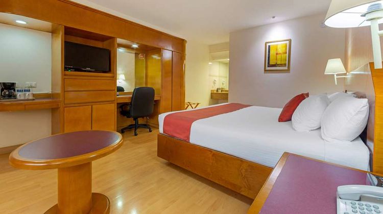 Comfort Inn Monterrey Norte Room