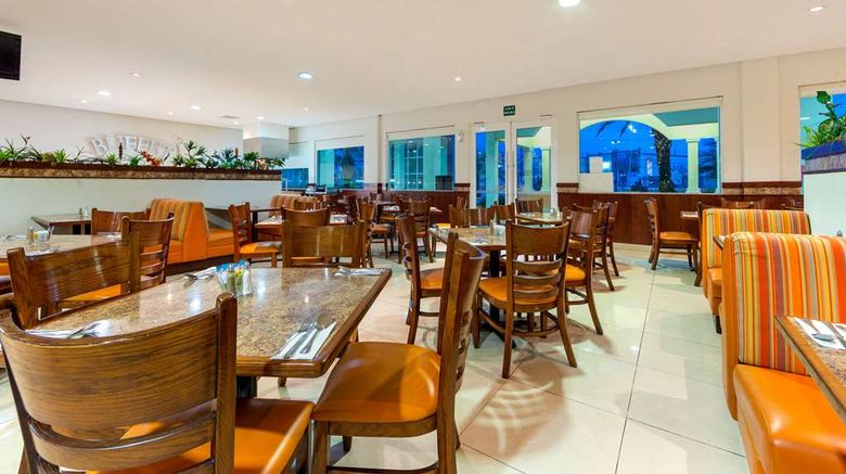 <b>Comfort Inn Monterrey Norte Restaurant</b>. Images powered by <a href="https://iceportal.shijigroup.com/" title="IcePortal" target="_blank">IcePortal</a>.