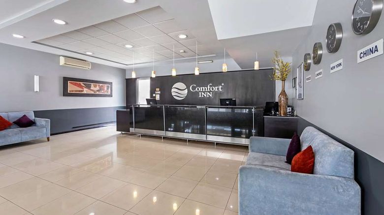 <b>Comfort Inn Morelia Lobby</b>. Images powered by <a href="https://iceportal.shijigroup.com/" title="IcePortal" target="_blank">IcePortal</a>.