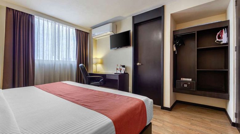 <b>Comfort Inn San Luis Potosi Room</b>. Images powered by <a href="https://iceportal.shijigroup.com/" title="IcePortal" target="_blank">IcePortal</a>.